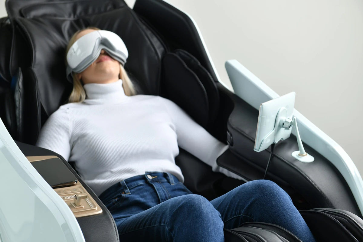 כורסת עיסוי Bianco XD6000 Massaggio Finale+ מבית המותג Sanavivo WHITE