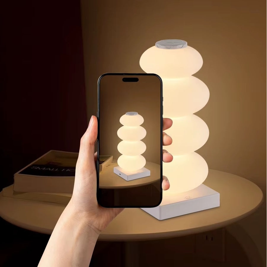 נורת לד שולחנית נטענת RGB