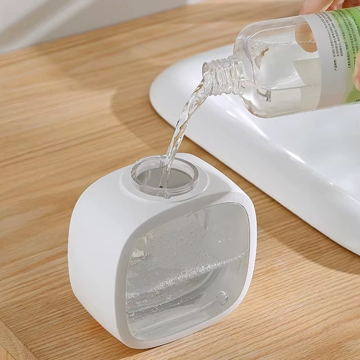 מתקן סבון אוטומטי הנצמד לקיר