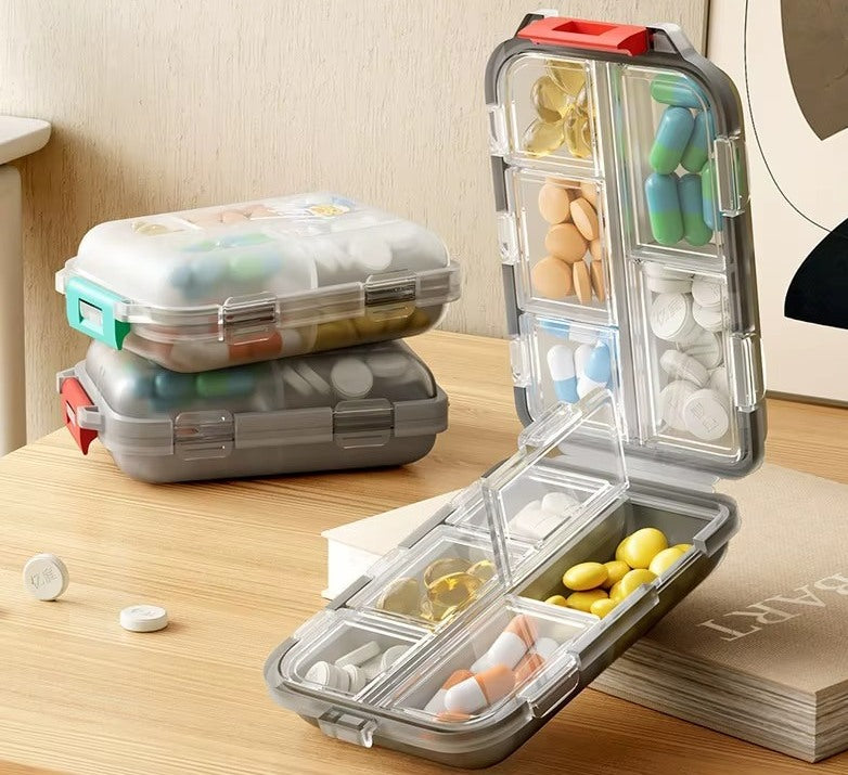 portable-medicine-vitamin-case-holder4