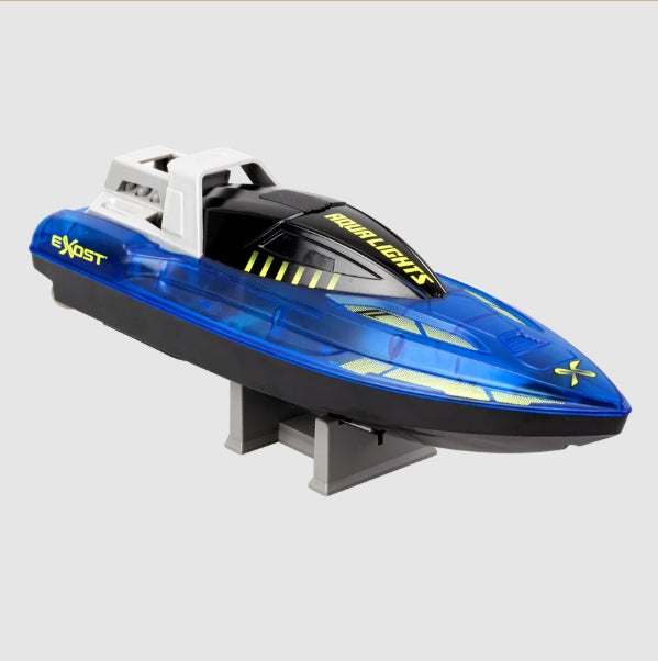 סירת טורפדו נטענת Exost על שלט מבית Silverlit