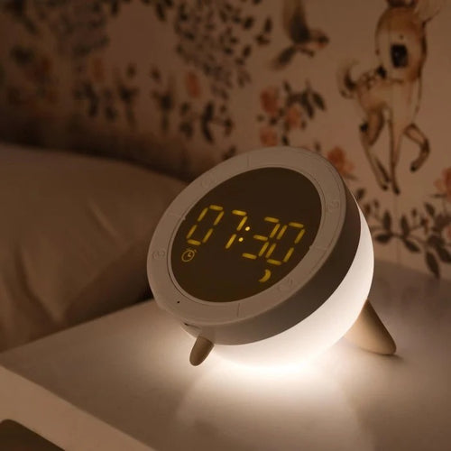 שעון מעורר דיגיטלי עם מנורת לילה נטענת בעיצוב חתול