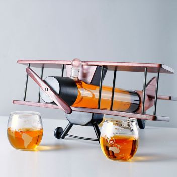 דקנטר לוויסקי בעיצוב מטוס פייפר ו2 כוסות