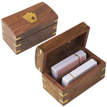 קופסת קלפים מעץ עם עיטורי נחושת ו-2 חפיסות קלפים