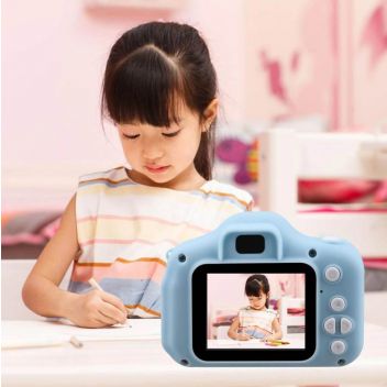 מצלמת דיגיטלית לילדים  עם תמונות ווידאו 