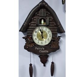 שעון קוקייה דמוי עץ בעיצוב בית עתיק