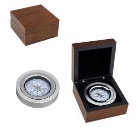 מצפן מתכת מהודר במארז עץ