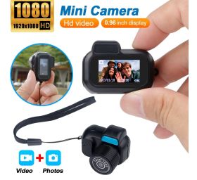 מצלמה מיני 1080P בעיצוב רטרו עם מסך