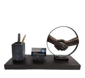 מעמד שולחני ופסל אומנותי מבית GRACIA GALLERY | דגם יד לוחצת יד